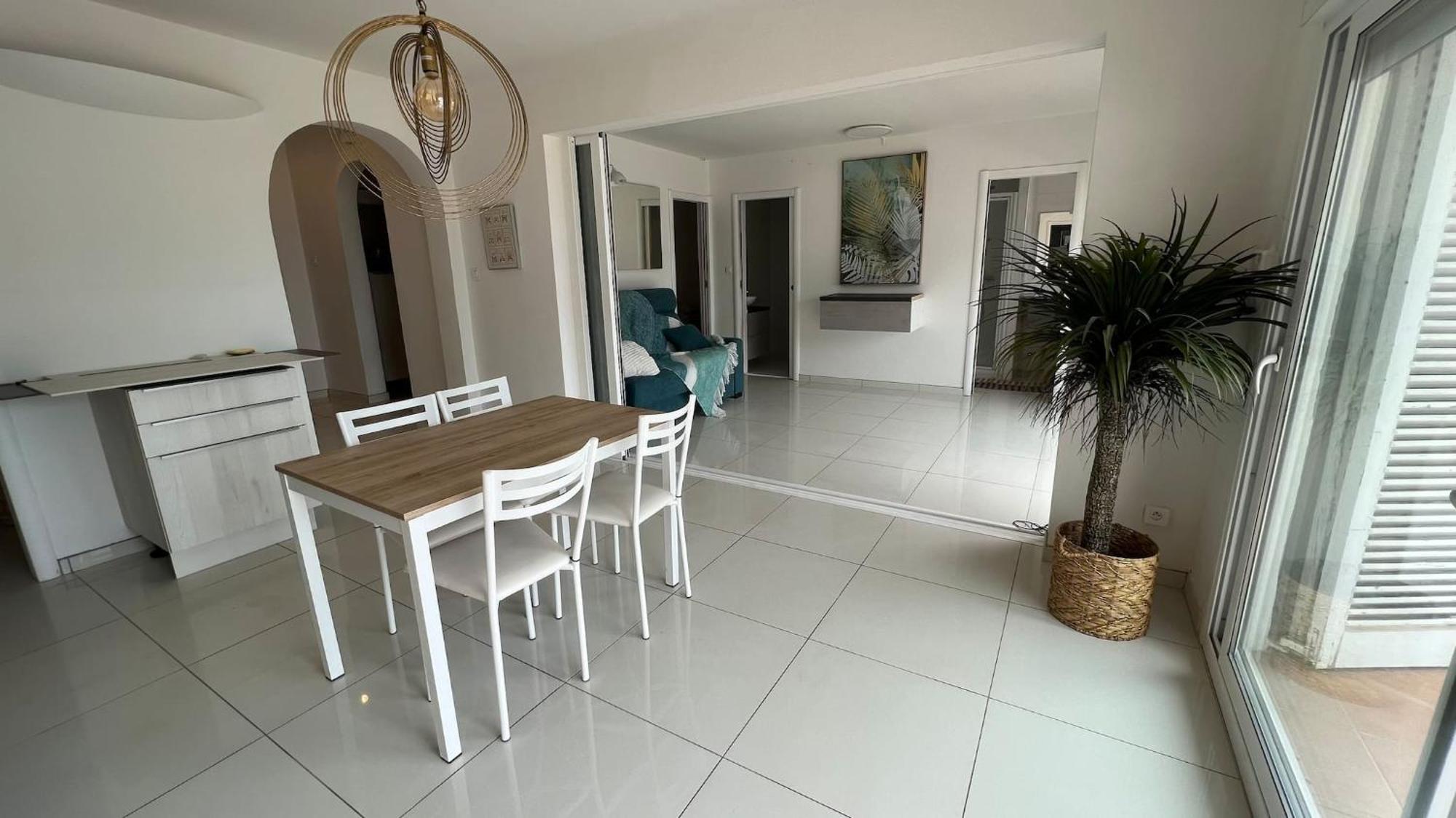 Precioso Apartamento Moderno En Primera Linea Del Mar Av-11 Roses Exterior foto